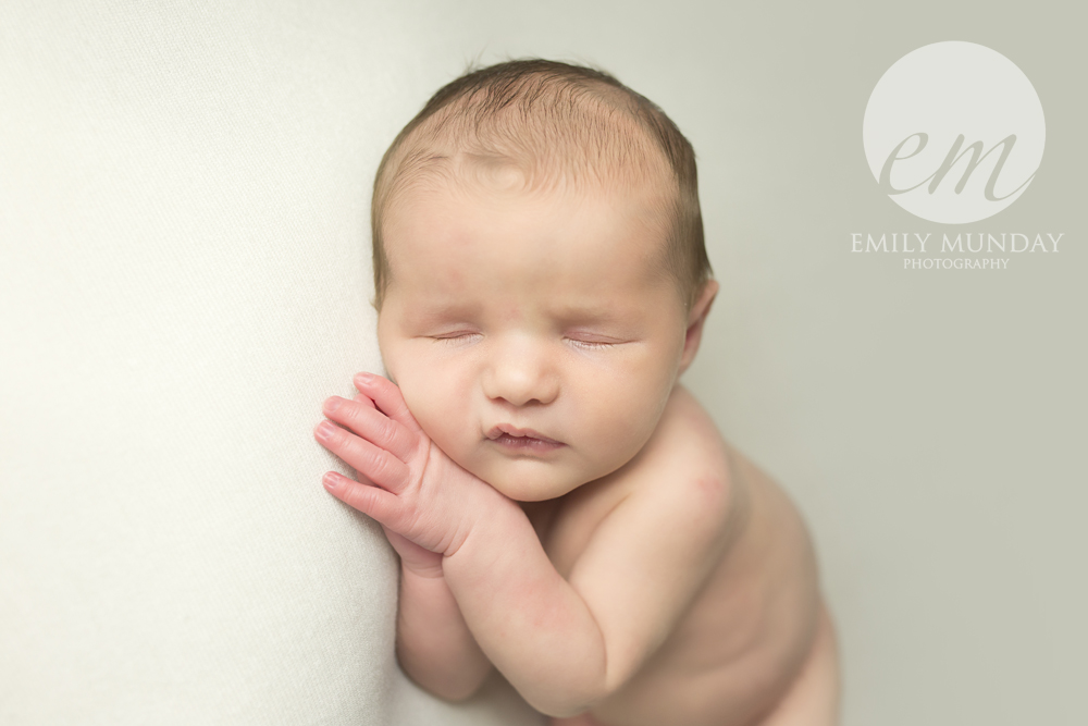 newborn photos at home studio plymouth lispon covid 19 coronavirus isolation stay safe baby posing simple little star treasure baby girl